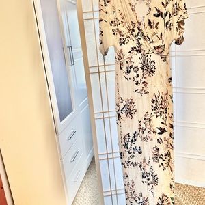 Motherhood floral dress.